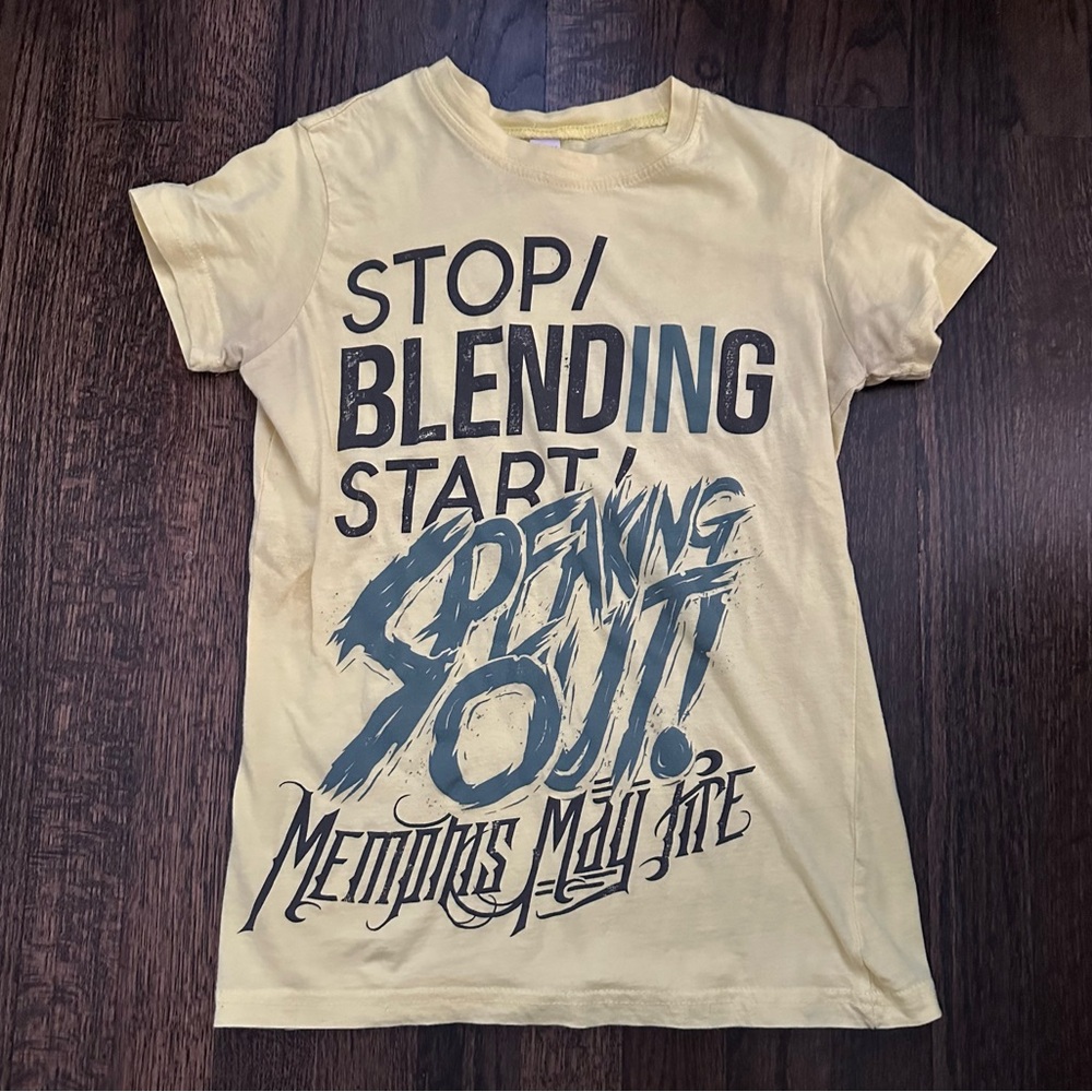 Memphis May Fire Tour Merch. Women’s. Small.